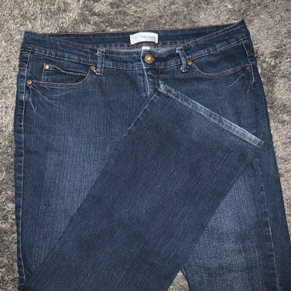 Dark wash relaxed fit jeans